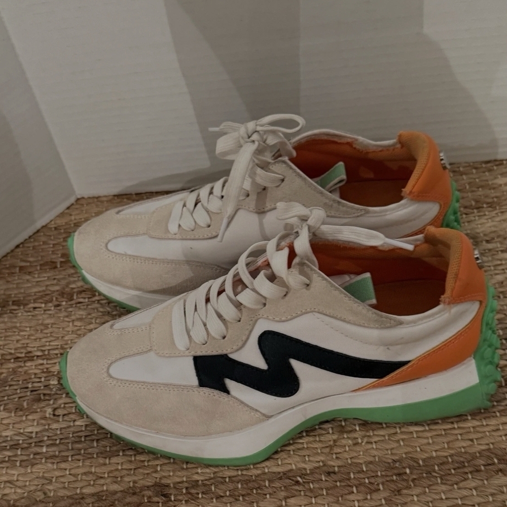 Steve Madden Beige White Orange Green Accent Sneakers - Picture 2 of 6
